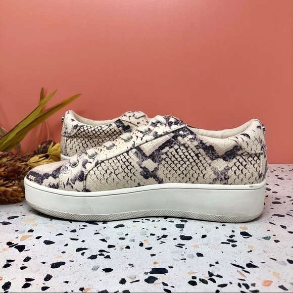 Steve Madden Bertie Snake Print Platform Lace Up Women’s Sneakers Sz 8 - Picture 9 of 10